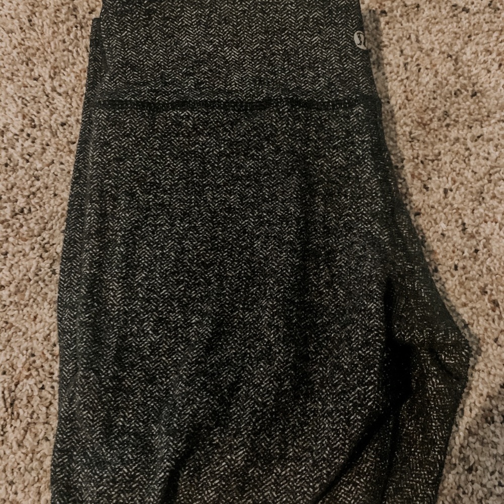 Lululemon Wunder Unders Cropped